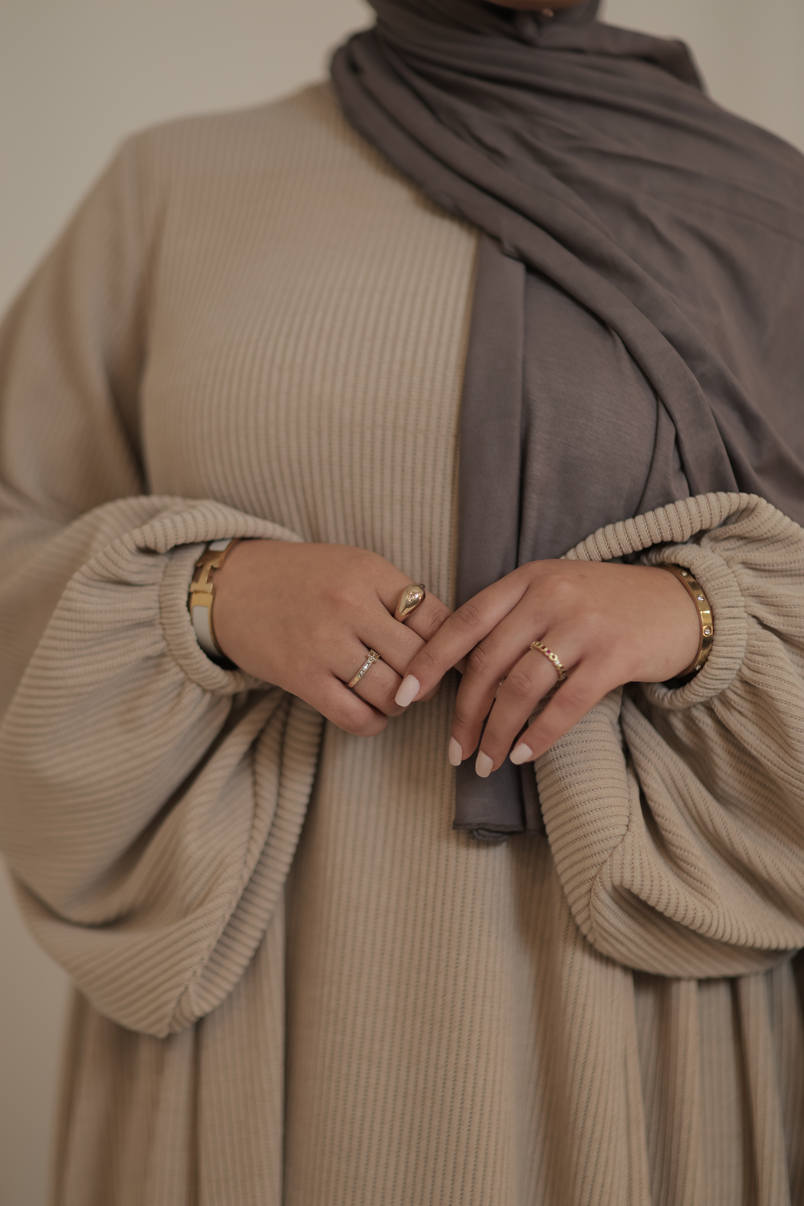 #Farbe_Taupe