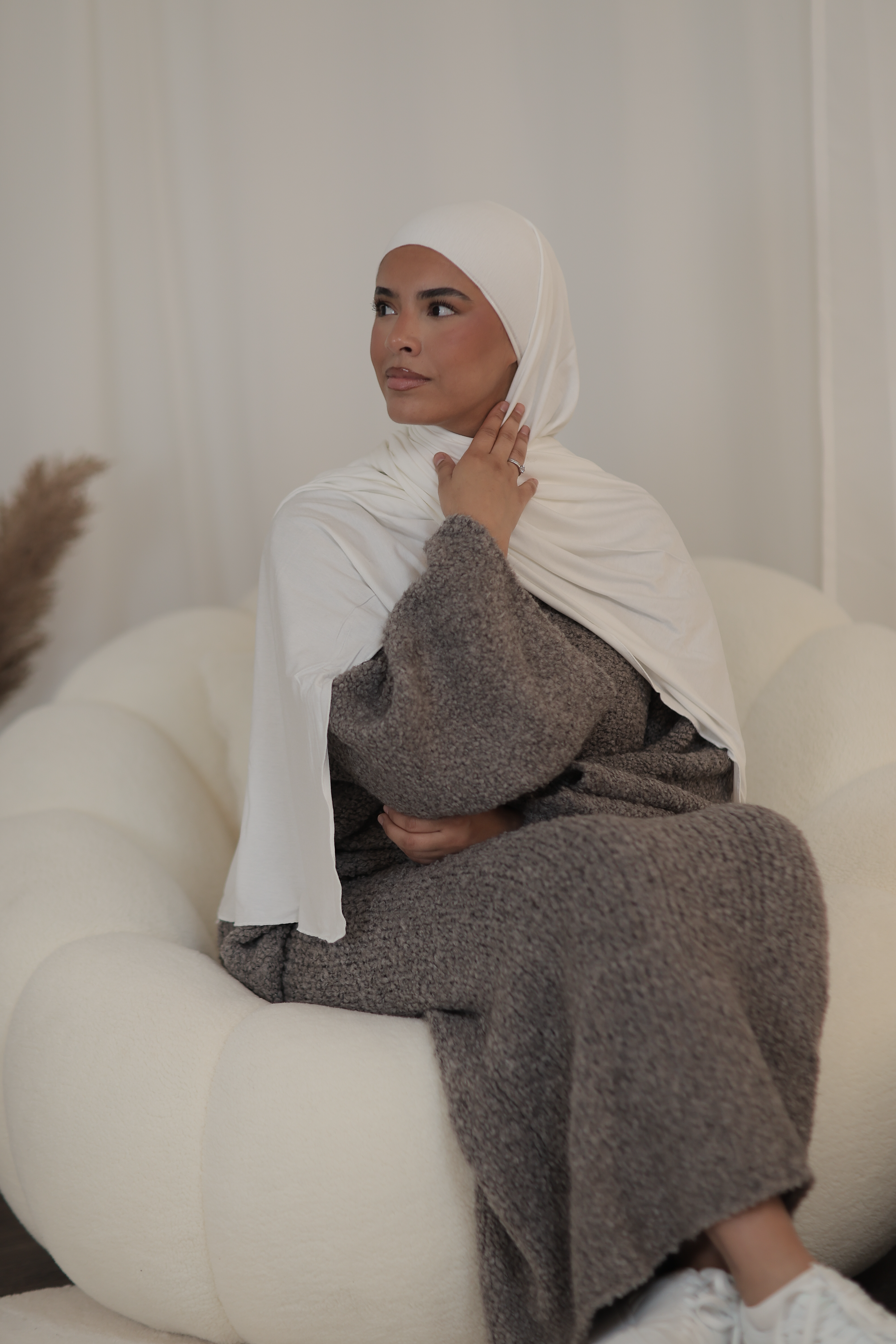 #Farbe_Taupe