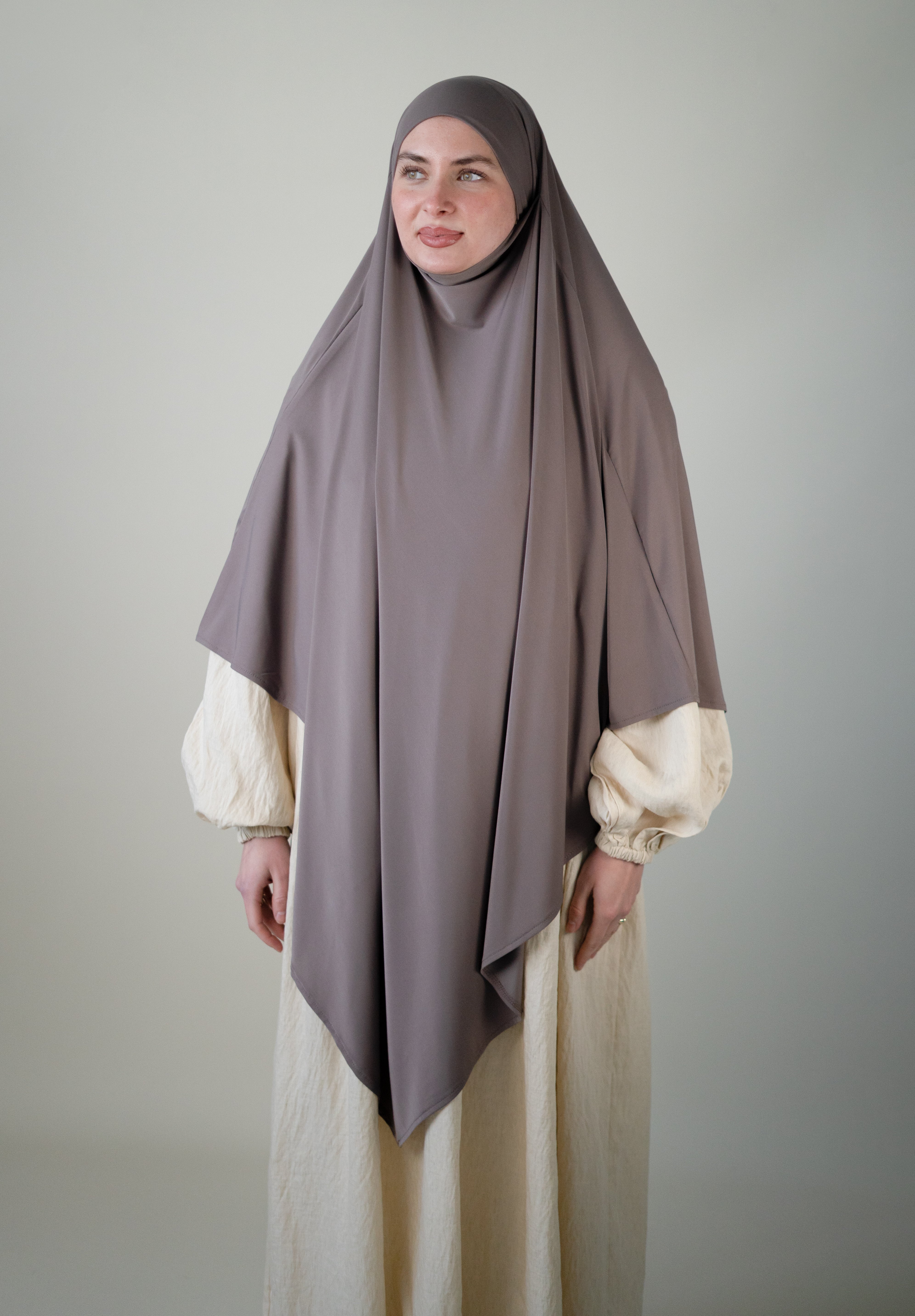 #Farbe_Taupe