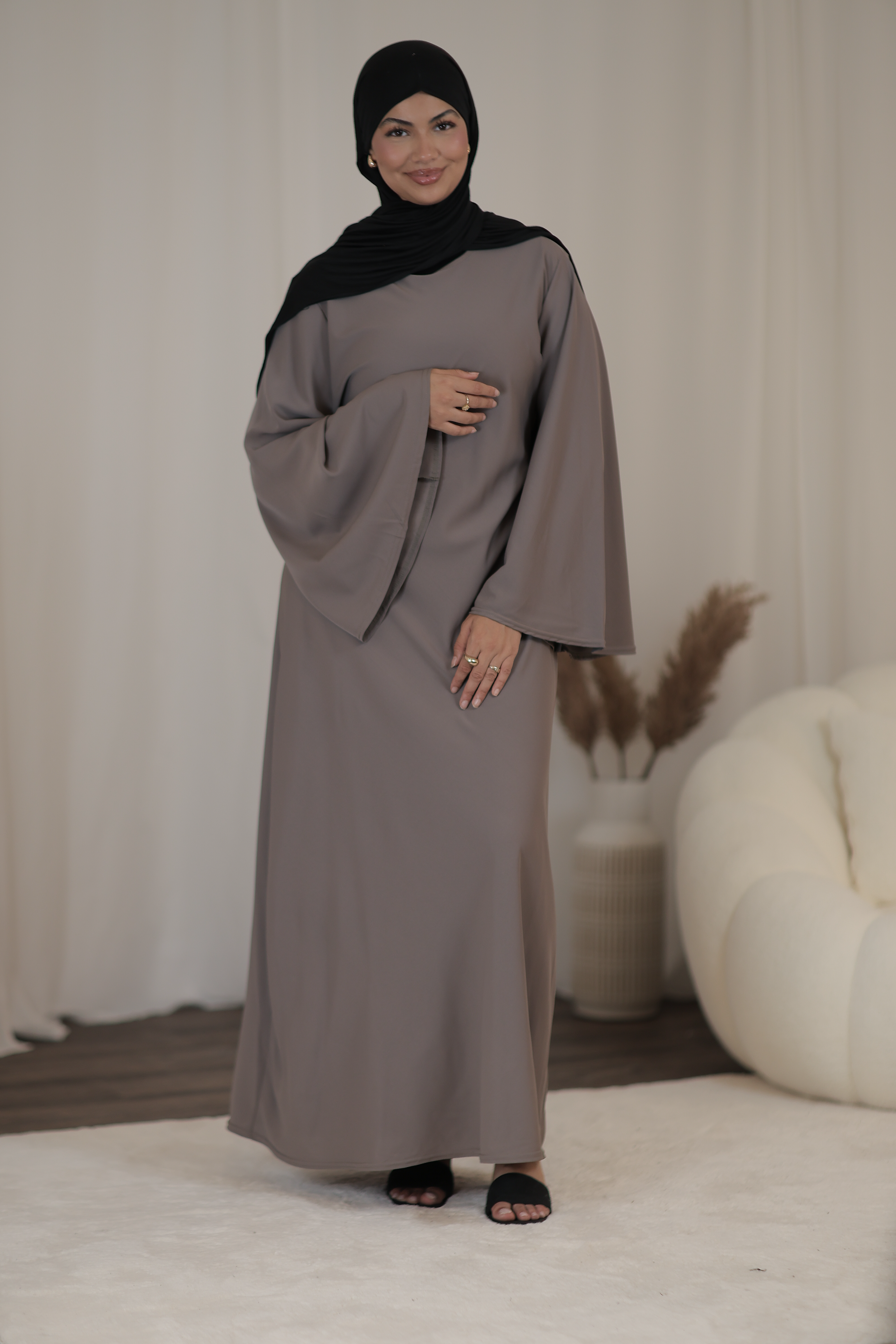 #Farbe_Taupe