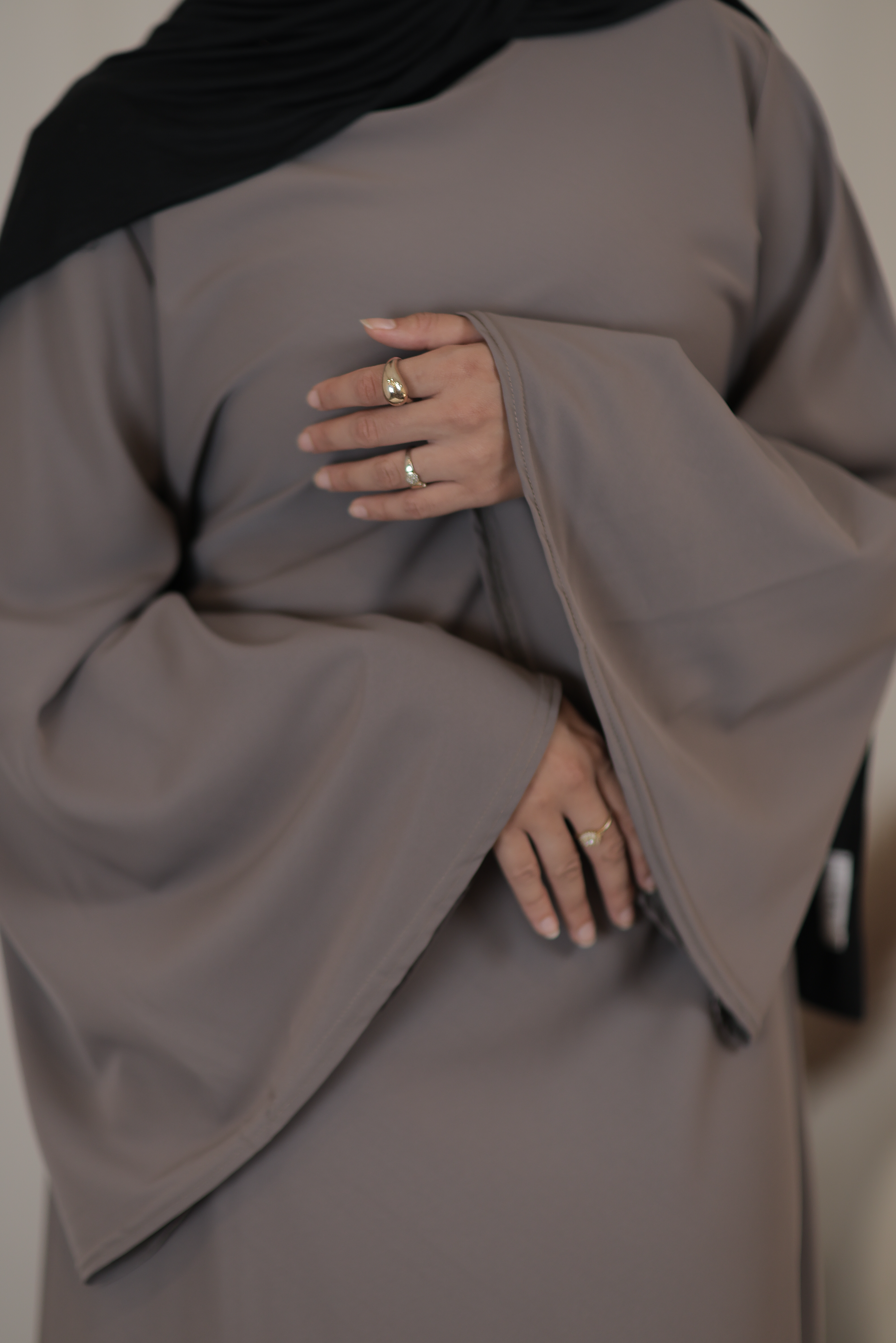 #Farbe_Taupe