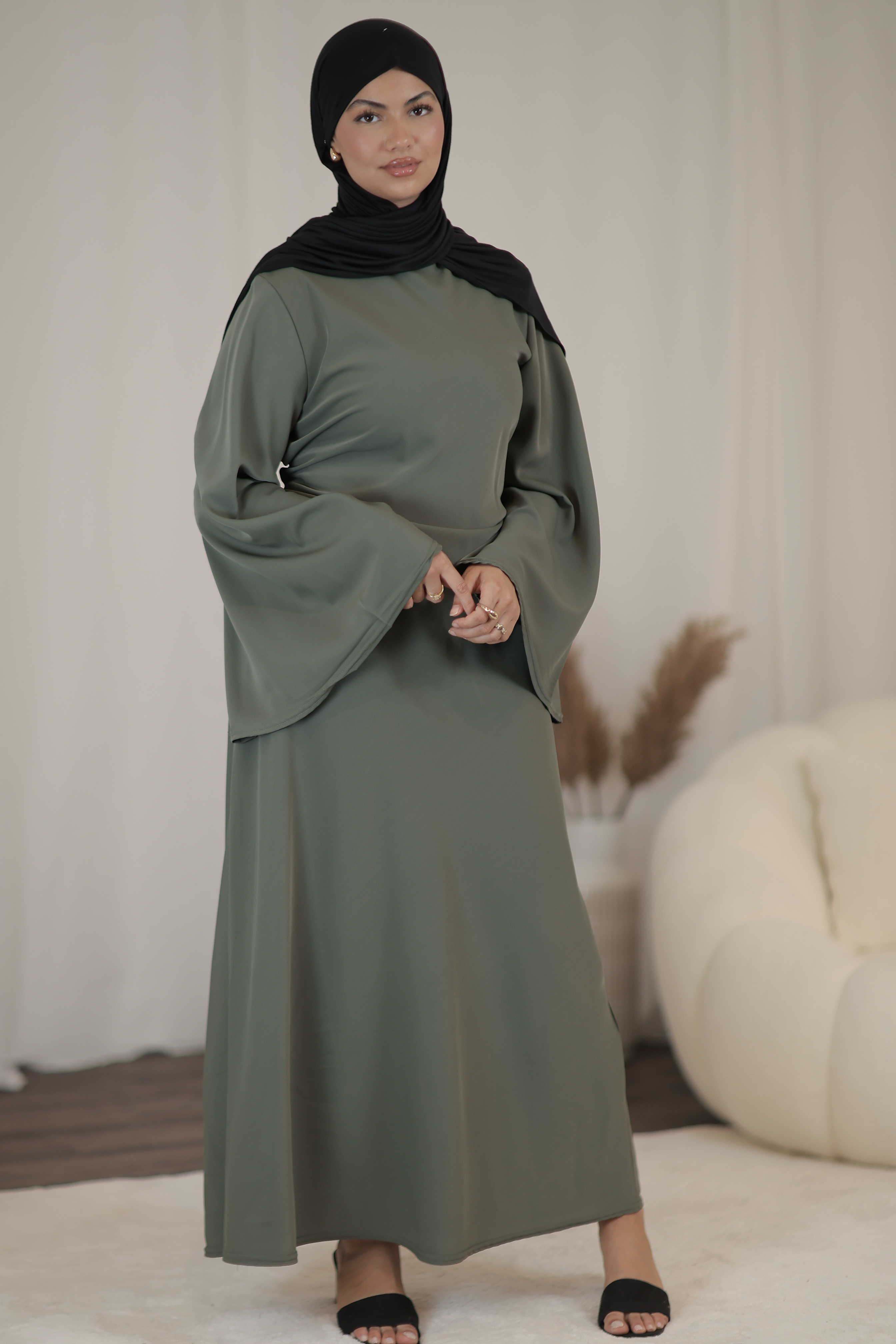#Farbe_Khaki