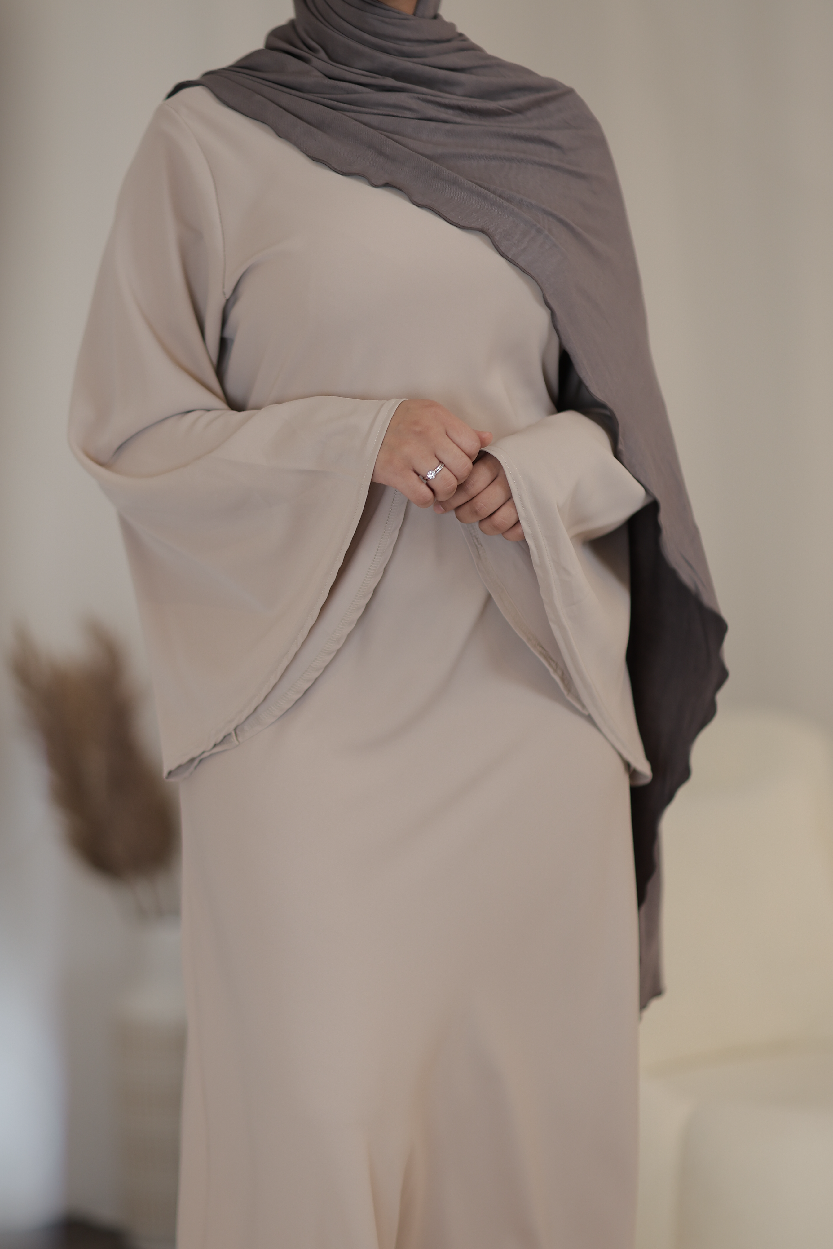#Farbe_Beige