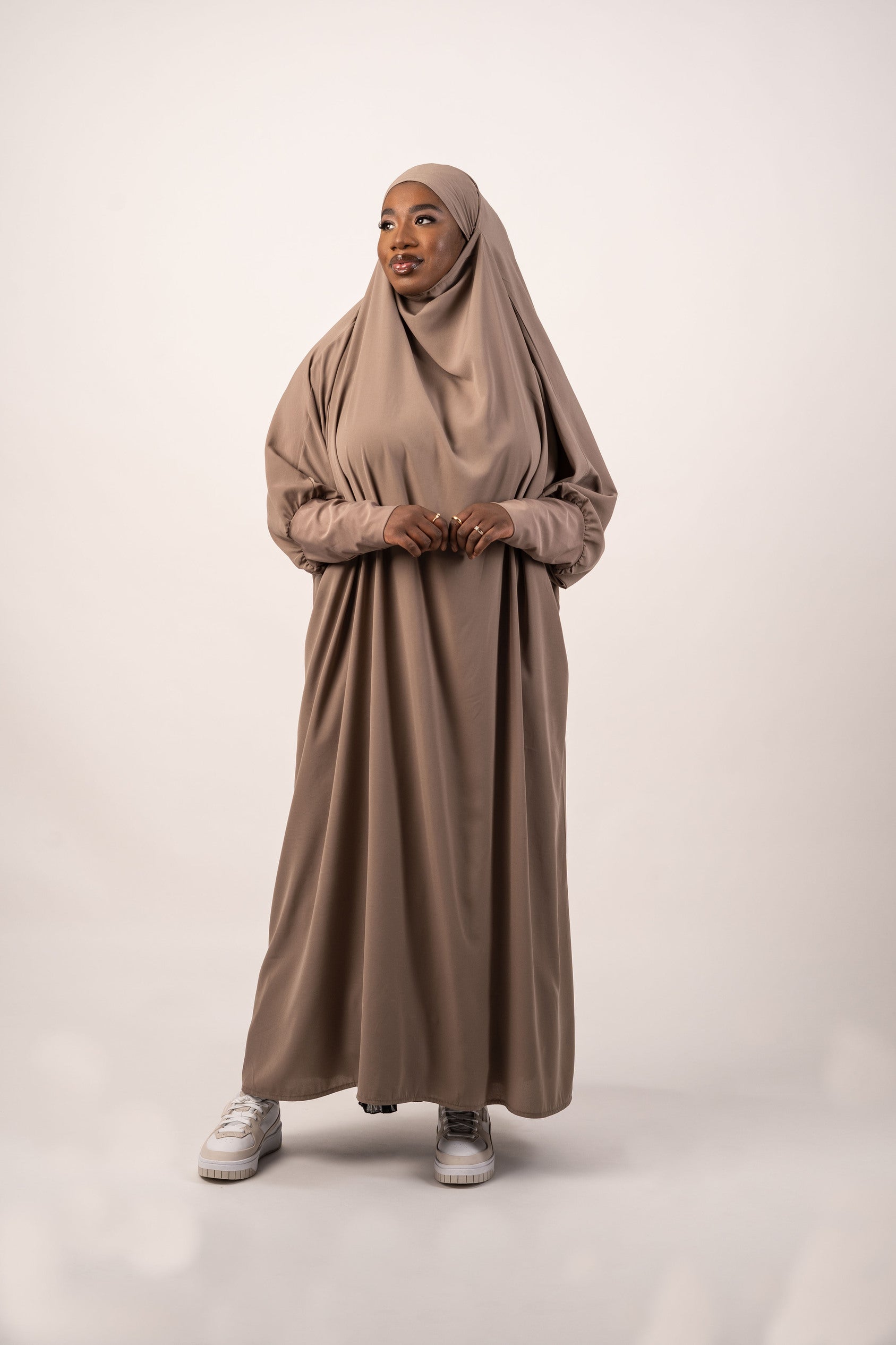 #farbe_taupe