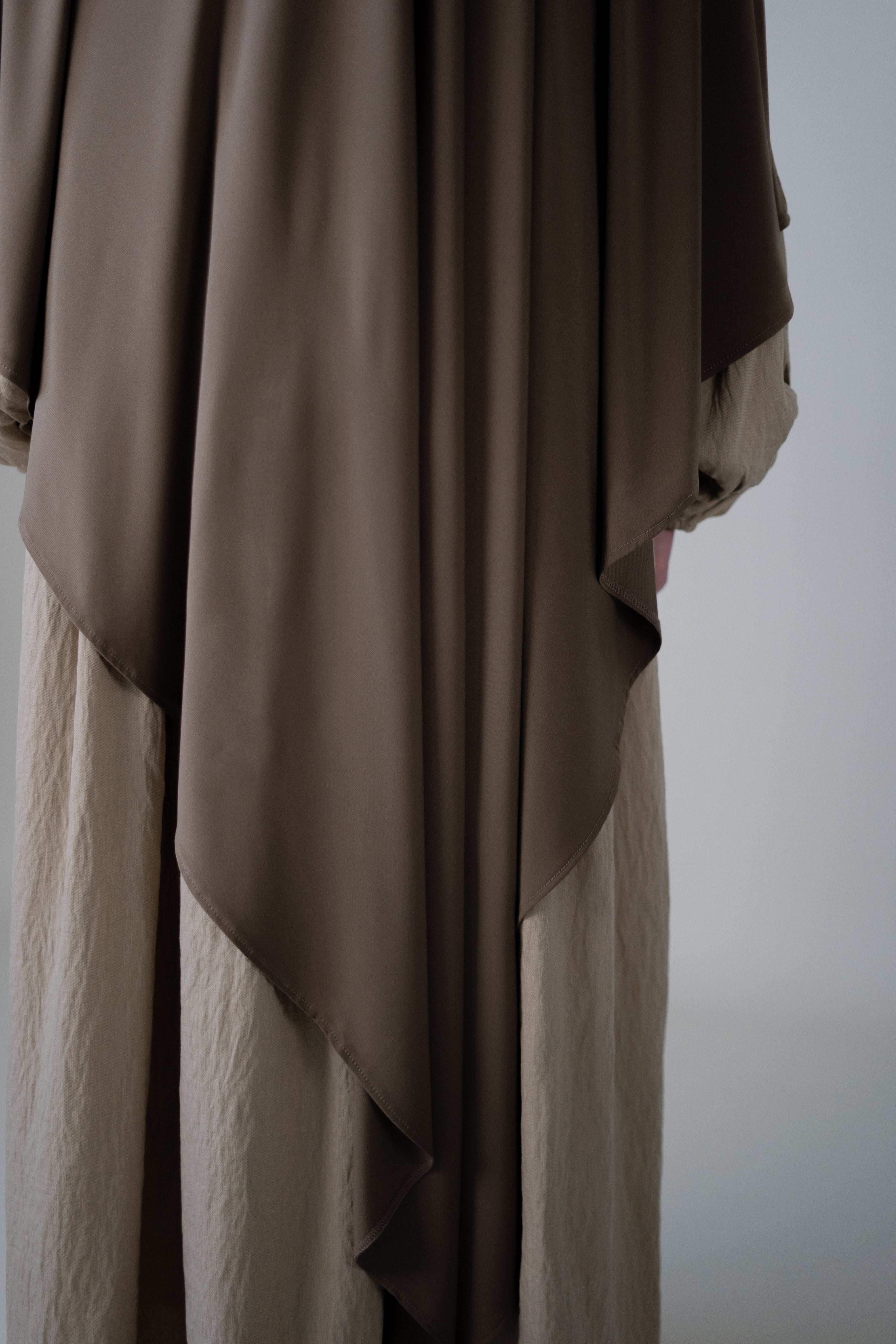 #Farbe_Khaki