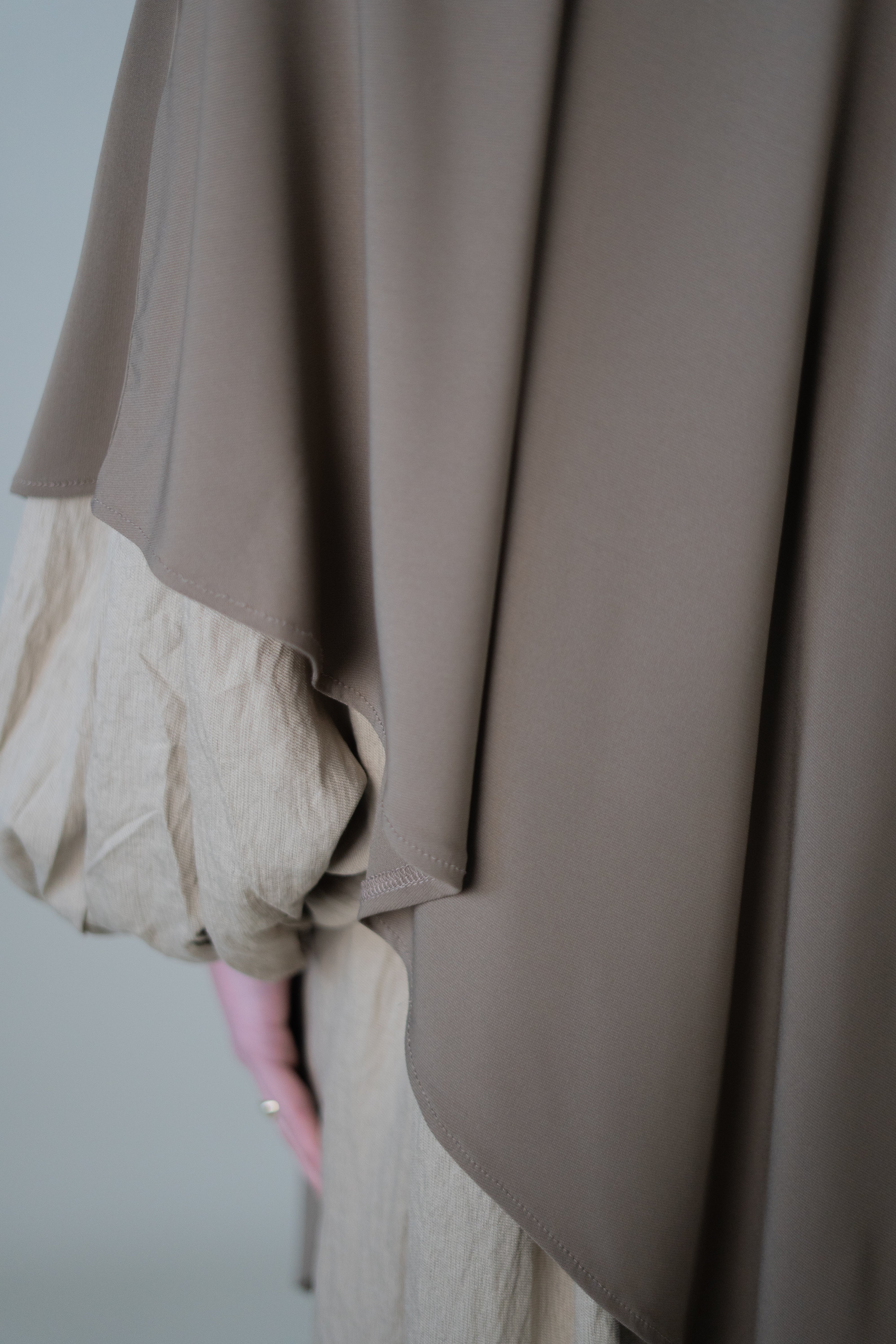#Farbe_Khaki