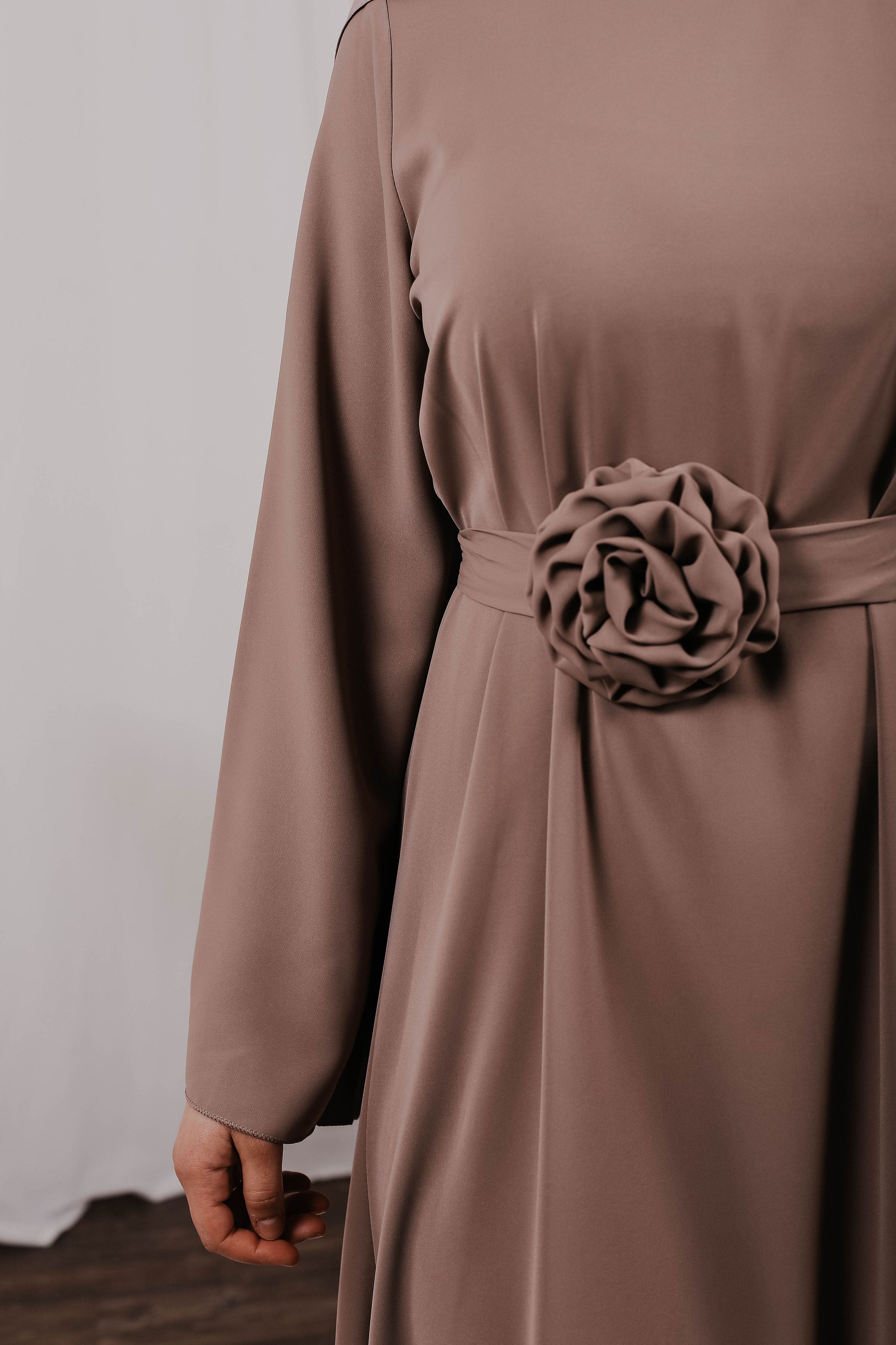#Farbe_Taupe