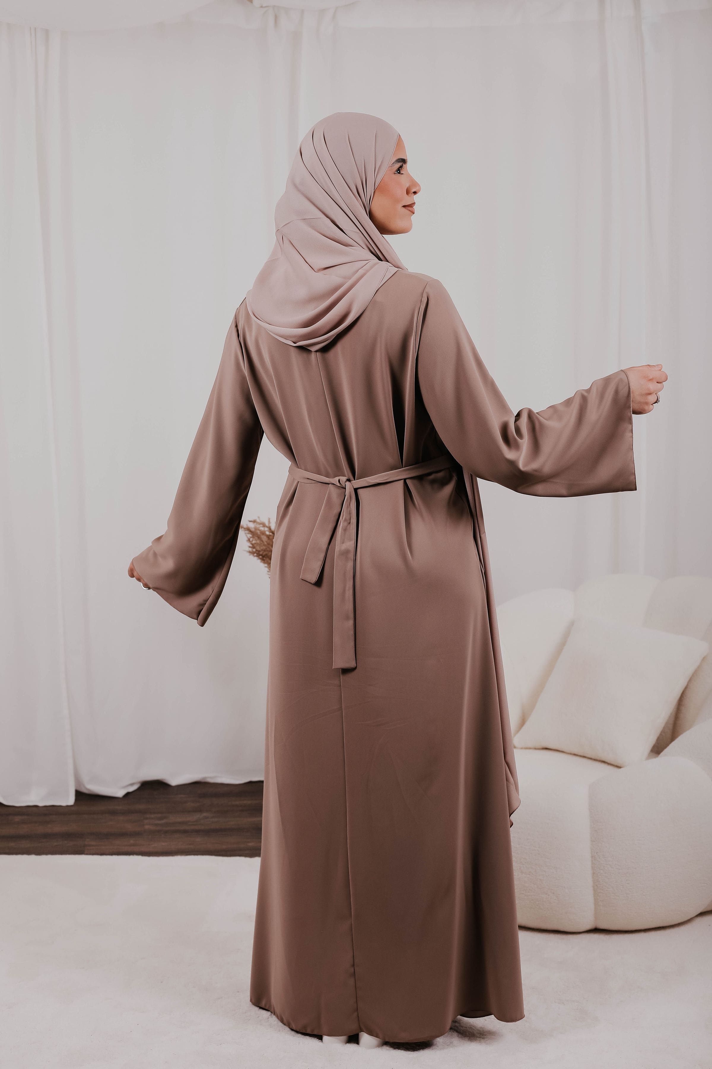 #Farbe_Taupe
